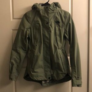 XS women's North Face raincoat